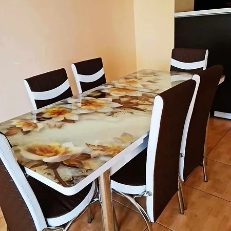 Plaza מלון דירות *
